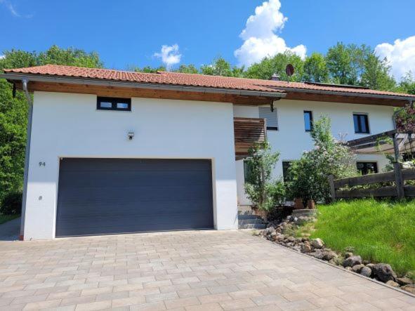 Familienfreundliche Grosszuegige Ferienwohnung Schlierachwelle Zwischen Schliersee Und Tegernsee Hausham Exterior foto